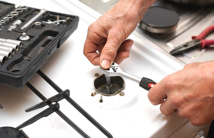 Gas stove service & hob repair | +91 78991 65454
